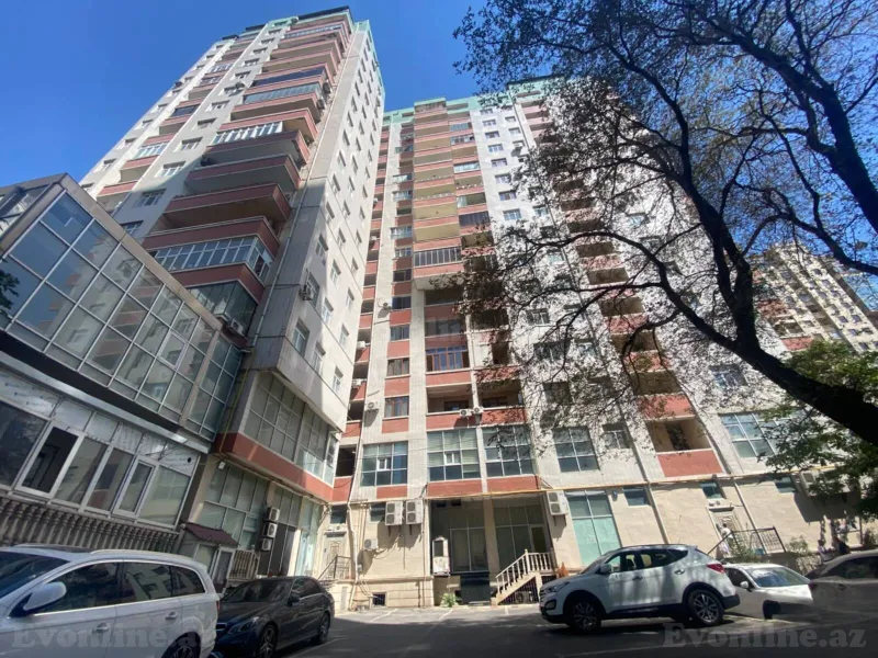 Satılır 3 otaqlı Mənzil Yeni tikili 135 m² Bakı, Nərimanov r — Bakı