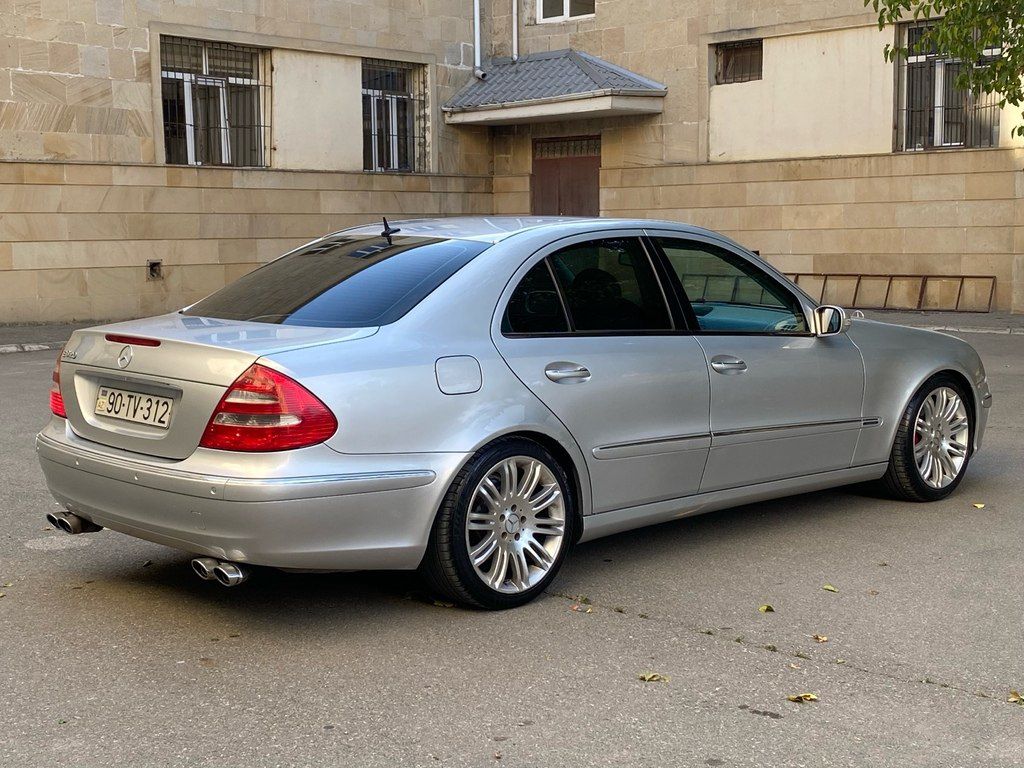 Mercedes E 320, 3.2 L, 2002 il, 330 000 km 90-TV-312 — Avtomobillər, Bakı (4)
