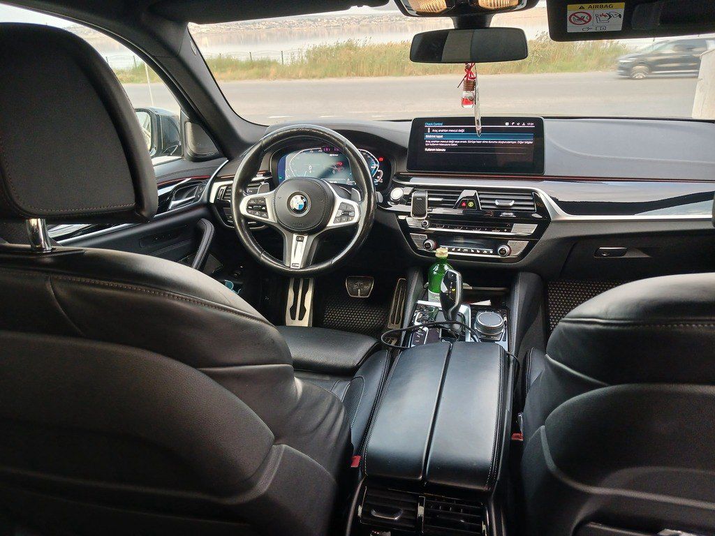 BMW 530e, 2.0 L, 12 kWh, 2021 il, 112 000 km — Avtomobillər, Bakı (7)