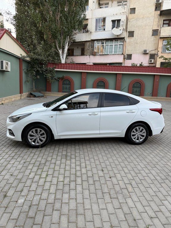 Hyundai Accent, 1.4 L, 2018 il, 104 407 km — Avtomobillər, Bakı (4)