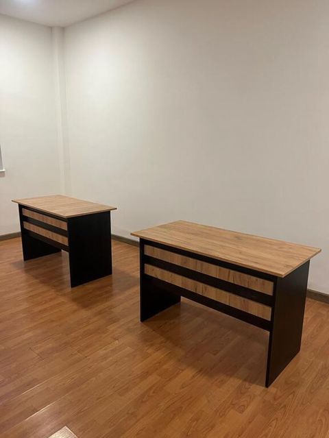 Ofis mebeli Ofis mebeli Stokda: 18ədəd var Yenidir qiymət real öz — Sefer Kerimli — Computer desks and chairs