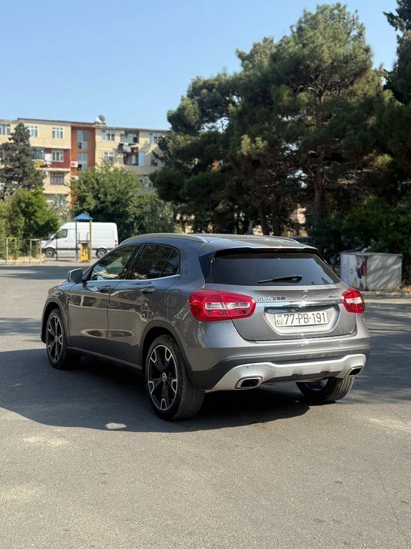 Mercedes GLA 200 4MATIC, 2.0 L, 2019 il, 50 000 km 77-PB-191 — Avtomobillər, Bakı (6)