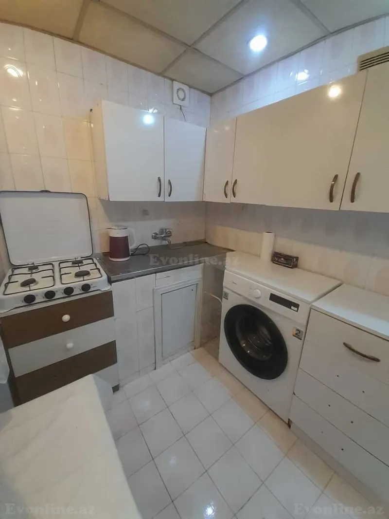 Kirayə verilir 1 otaqlı Mənzil Köhnə tikili 40 m² Bakı, Yasamal r., 20 Yanvar m., Yasamal — Mənzil, Bakı (3)