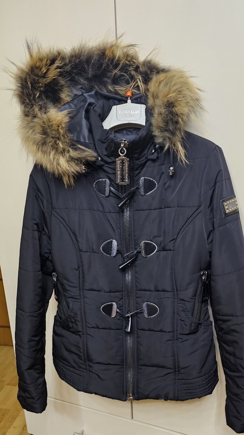 Qadın üçün isti gödəkçə"Philipp Plein".Yaxşı vəziyyətdədir.Mexi — Jaketlər, Bakı