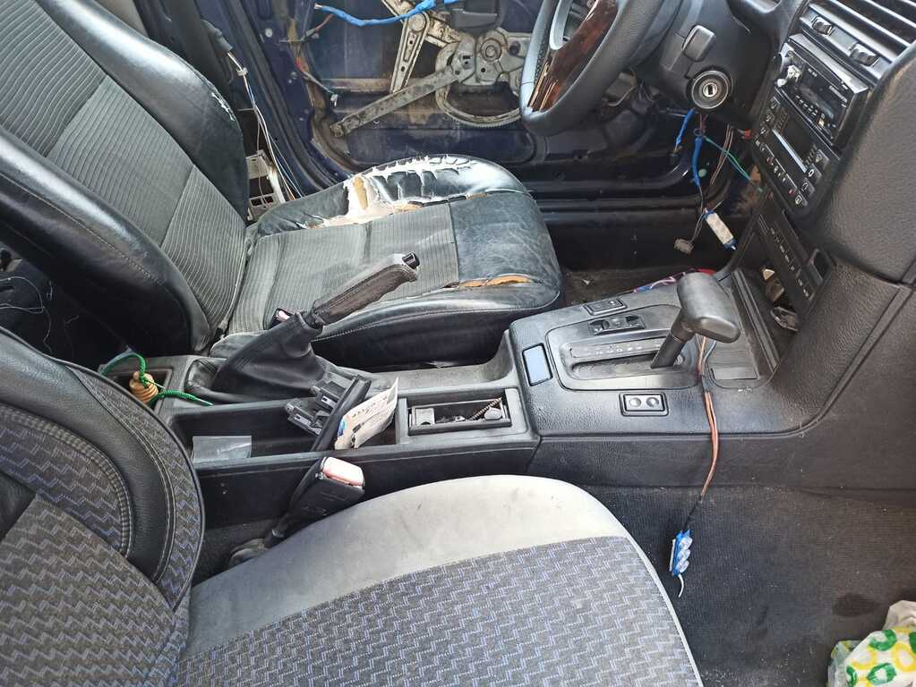 BMW 318, 1.8 L, 1997 il, 245 000 km — Avtomobillər, Bakı (3)