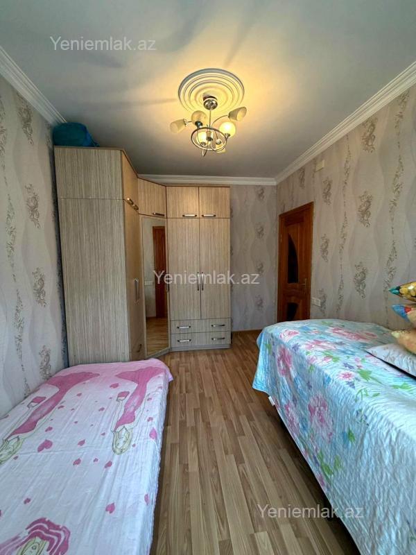Satılır 4 otaqlı Bina evi menzil (Köhnə tikili), 83.5 m², 9-cu mikrorayon — Mənzil, Sumqayıt (10)