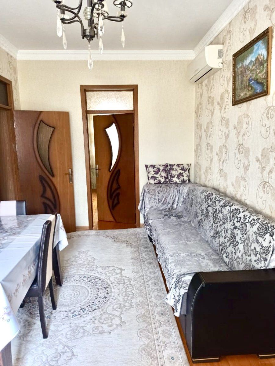 Satılır 8 otaqlı həyət evi/bağ evi 200 m² — Ev, villa, Bakı (7)