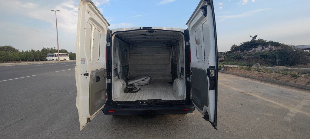 Opel Vivaro, 2.0 L, 2008 il, 404 918 km — Avtomobillər, Bakı (10)