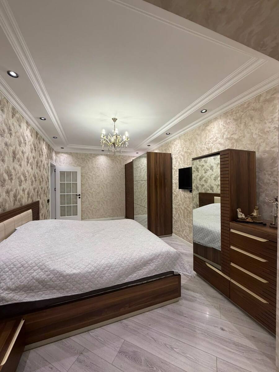 Satılır 3 otaqlı köhnə tikili 100 m² — Mənzil, Bakı (7)