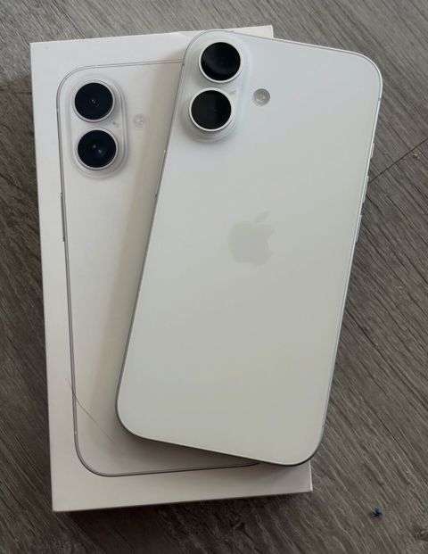 IPhone 16, 128 GB, Ağ, Zəmanət, Barmaq izi, Simsiz şarj — Bakı