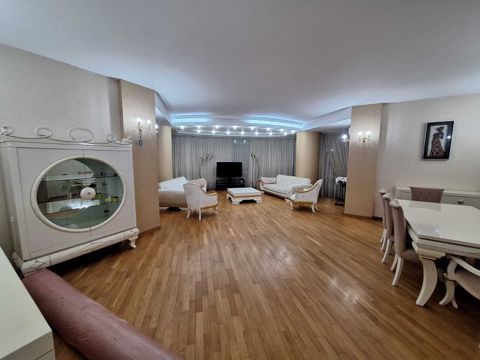 İcarəyə verilir 4 otaqlı yeni tikili 200 m² — Bakı