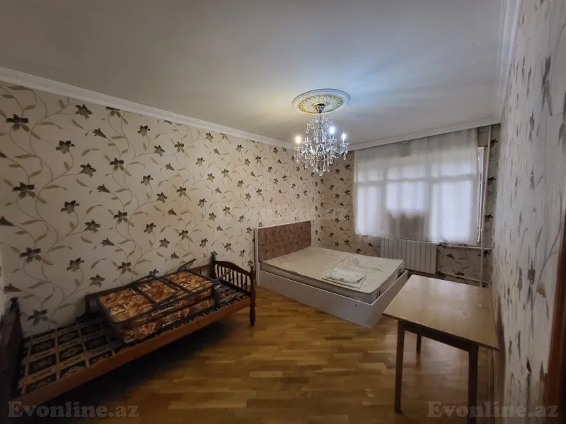 Satılır 3 otaqlı Mənzil Köhnə tikili 52 m² Bakı, Nəsimi r., 20 Yanvar m., 1-ci mikrorayon — Mənzil, Bakı (2)