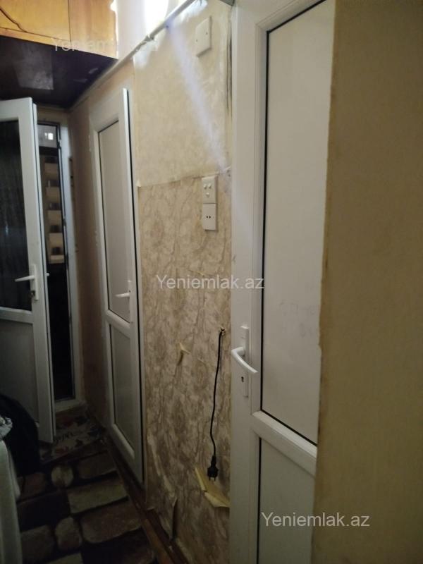 Satılır 3 otaqlı Bina evi menzil (Köhnə tikili), 69 m², 10-cu mikrorayon — Mənzil, Sumqayıt (7)