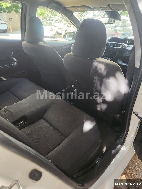 Toyota Aqua, 2018 il — Avtomobillər, Bakı (6)