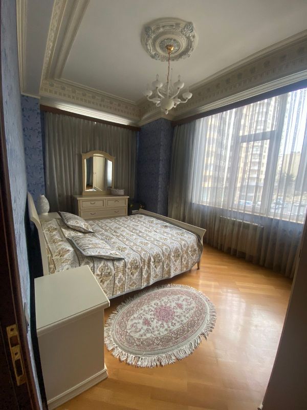Satış: 4 otaqlı Yeni tikili, 170 m², Yasamal rayonu — Mənzil, Bakı (6)