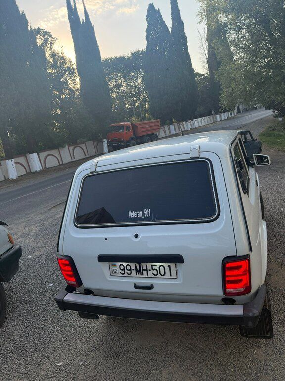 Lada (VAZ) Niva, 1.7 L, 2015 il, 237 000 km 99-MH-501 — Avtomobillər, Astara (2)