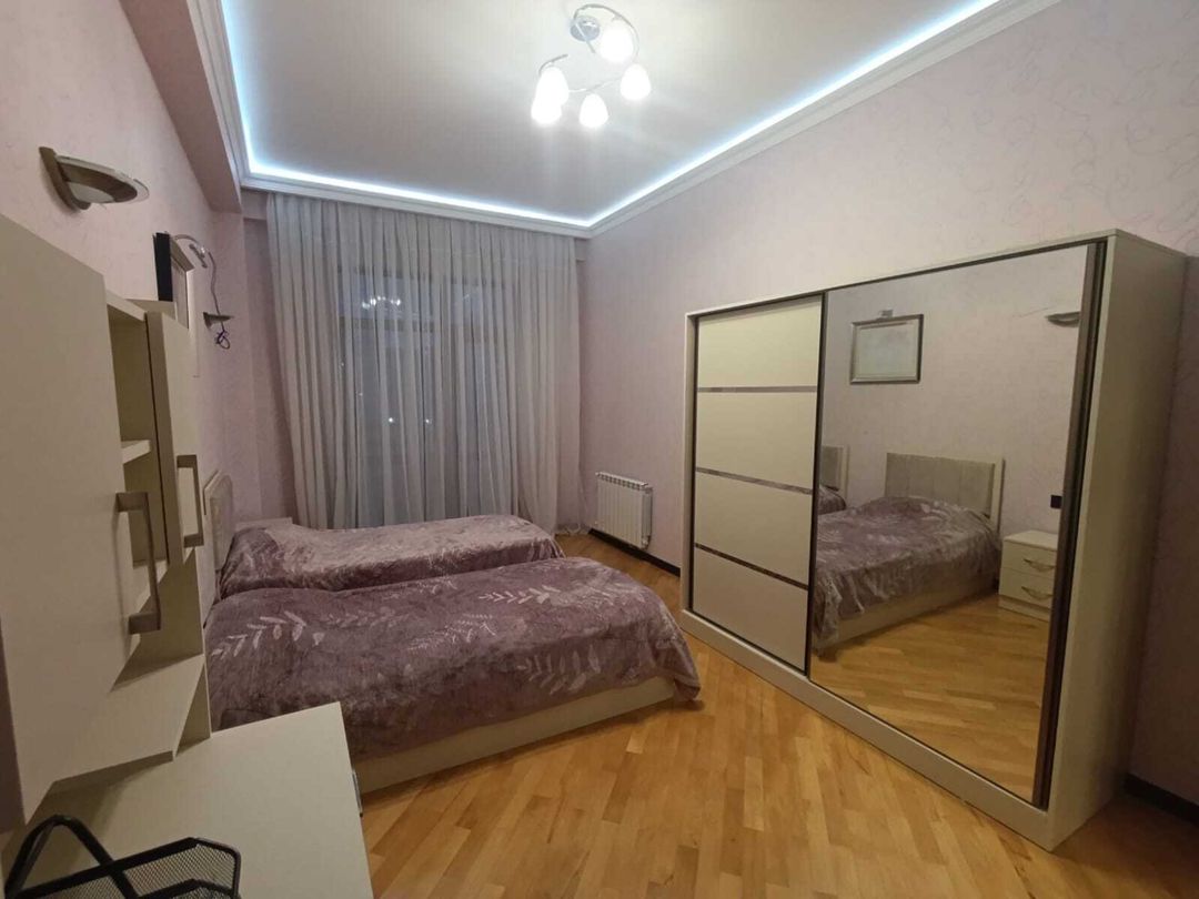 Satılır 3 otaqlı yeni tikili 160 m² — Mənzil, Bakı (10)