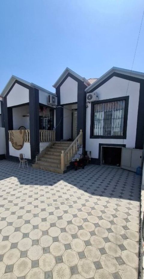 Satılır 3 otaqlı həyət evi/bağ evi 85 m² — Bakı