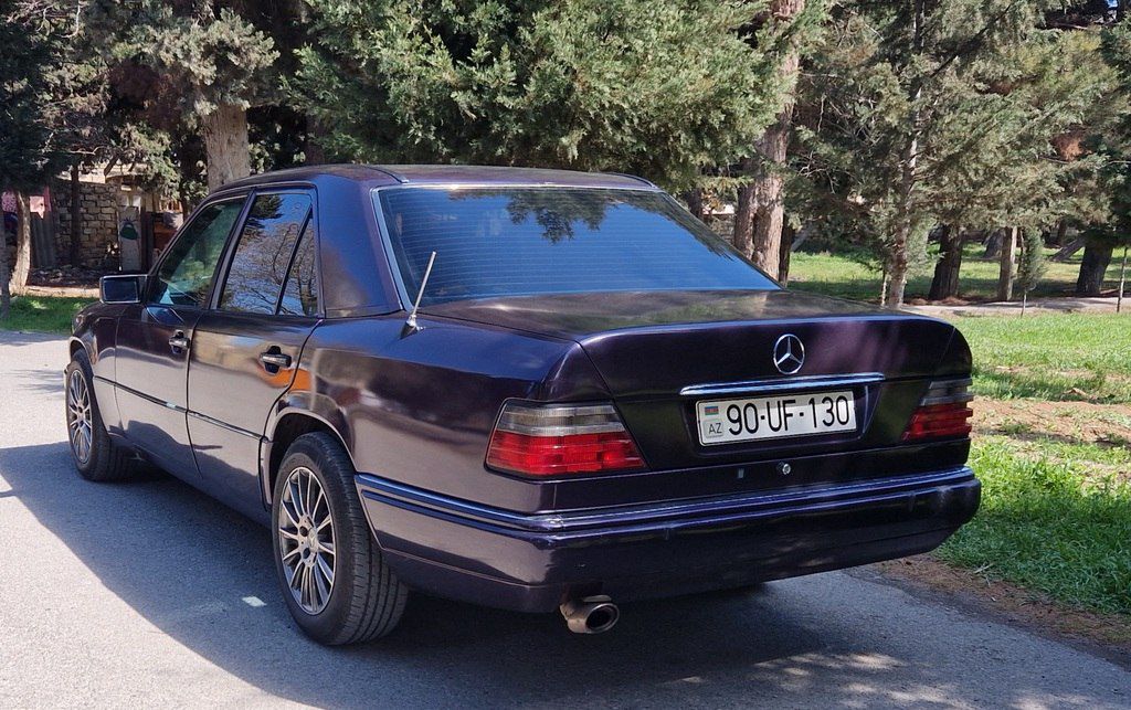Mercedes 220 E, 2.2 L, 1995 il, 443 353 km 90-UF-130 — Avtomobillər, Bakı (7)