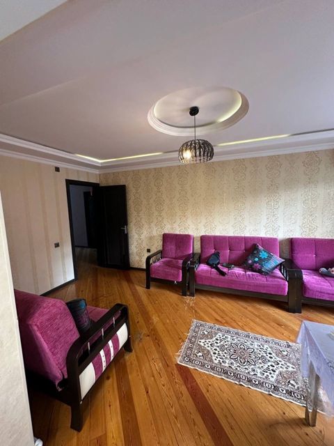 İcarəyə verilir 2 otaqlı köhnə tikili 55 m² — Bakı