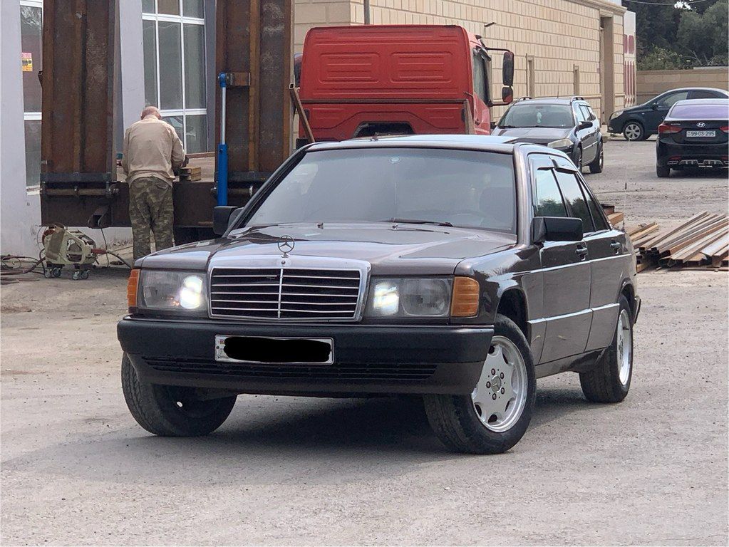 Mercedes 190, 2.0 L, 1992 il, 258 000 km — Avtomobillər, Sumqayıt (3)
