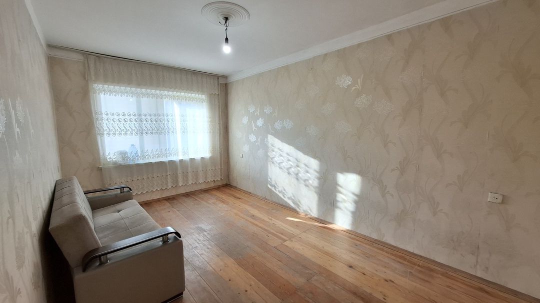 Satılır 2 otaqlı köhnə tikili 50 m² — Mənzil, Bakı (2)