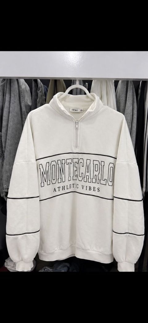 Montecarlo “Athletic Vibes” sweatşört - Rəng: Ağ (qara kontur xəttlər — Bakı
