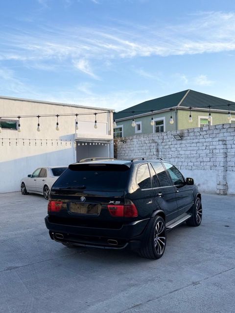 BMW X5: 4.6 l Ofrouder/SUV — Xırdalan
