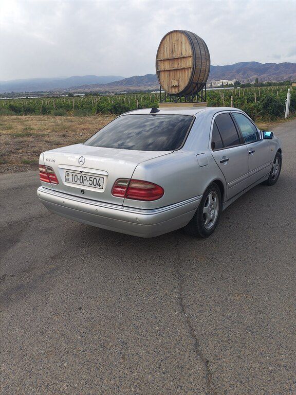 Mercedes E 240, 2.4 L, 1999 il, 550 000 km 10-OP-504 — Avtomobillər, Şəmkir (4)