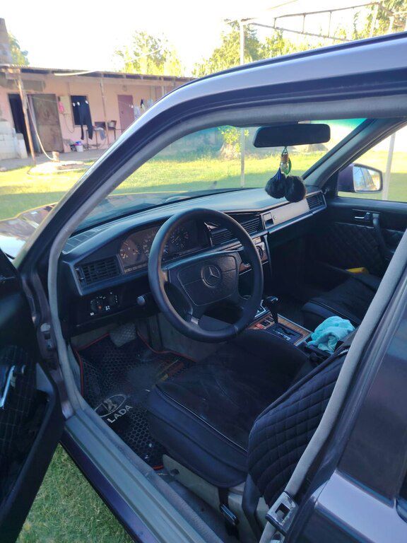 Mercedes 190, 2.0 L, 1992 il, 300 000 km 10-VH-687 — Avtomobillər, İmişli (6)