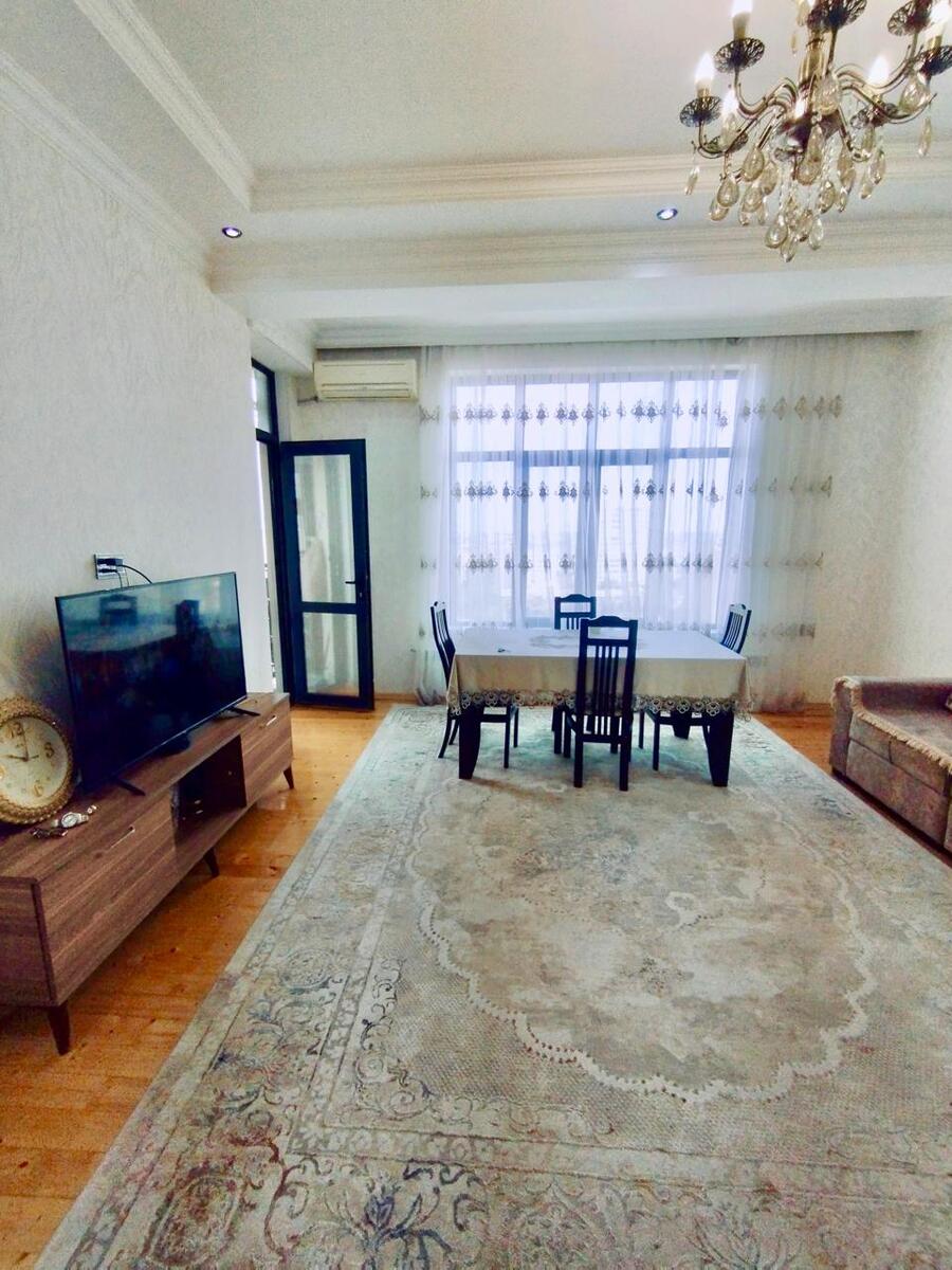Satılır 3 otaqlı yeni tikili 110 m² — Mənzil, Bakı (2)