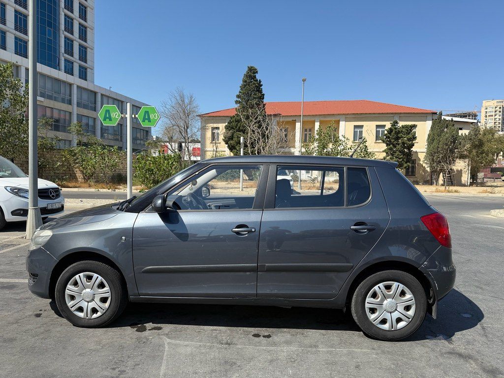 Skoda Fabia, 1.6 L, 2012 il, 233 000 km 90-TR-779 — Avtomobillər, Bakı (6)