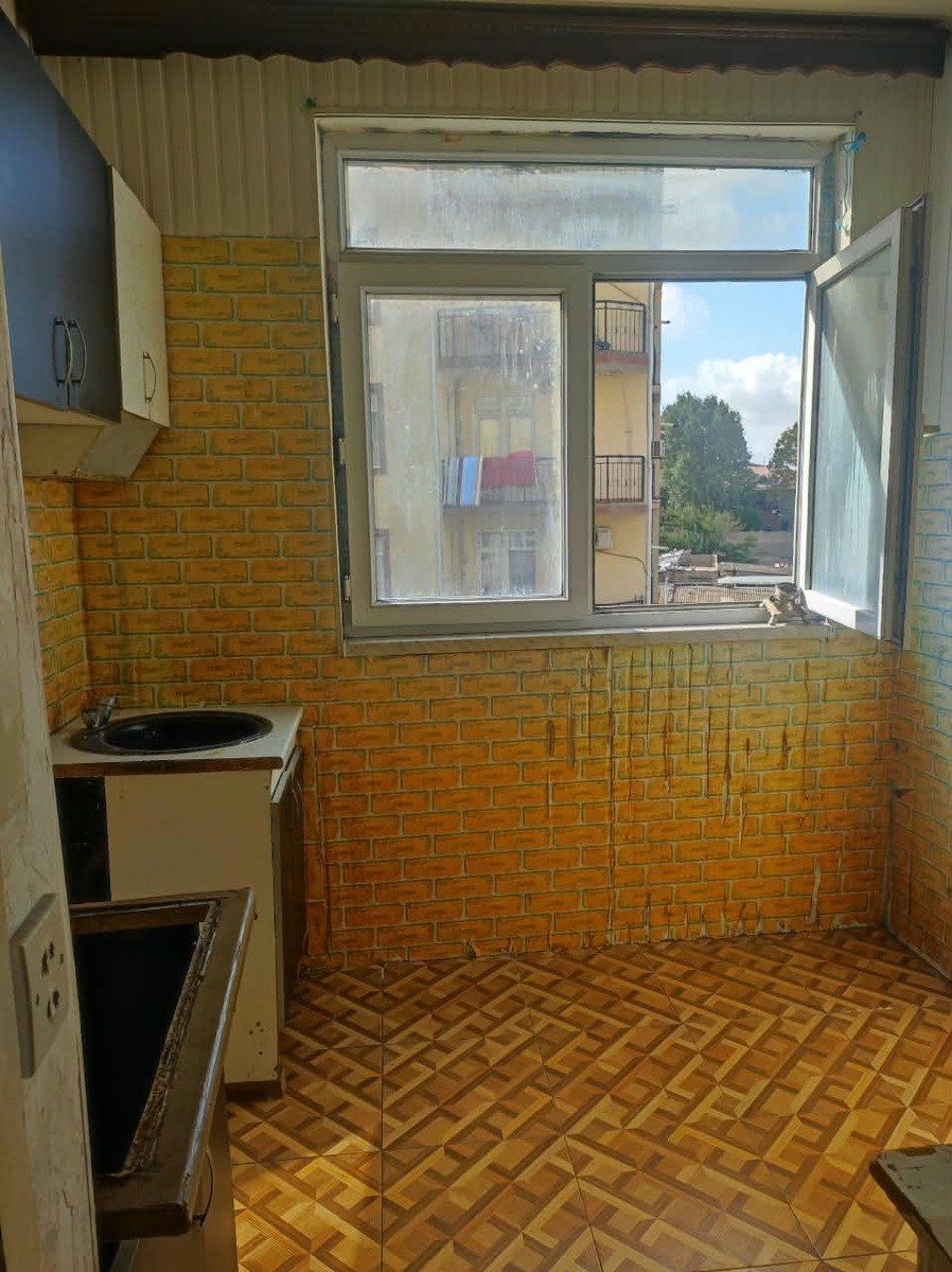 Satılır 4 otaqlı köhnə tikili 110 m² — Mənzil, Bakı (5)