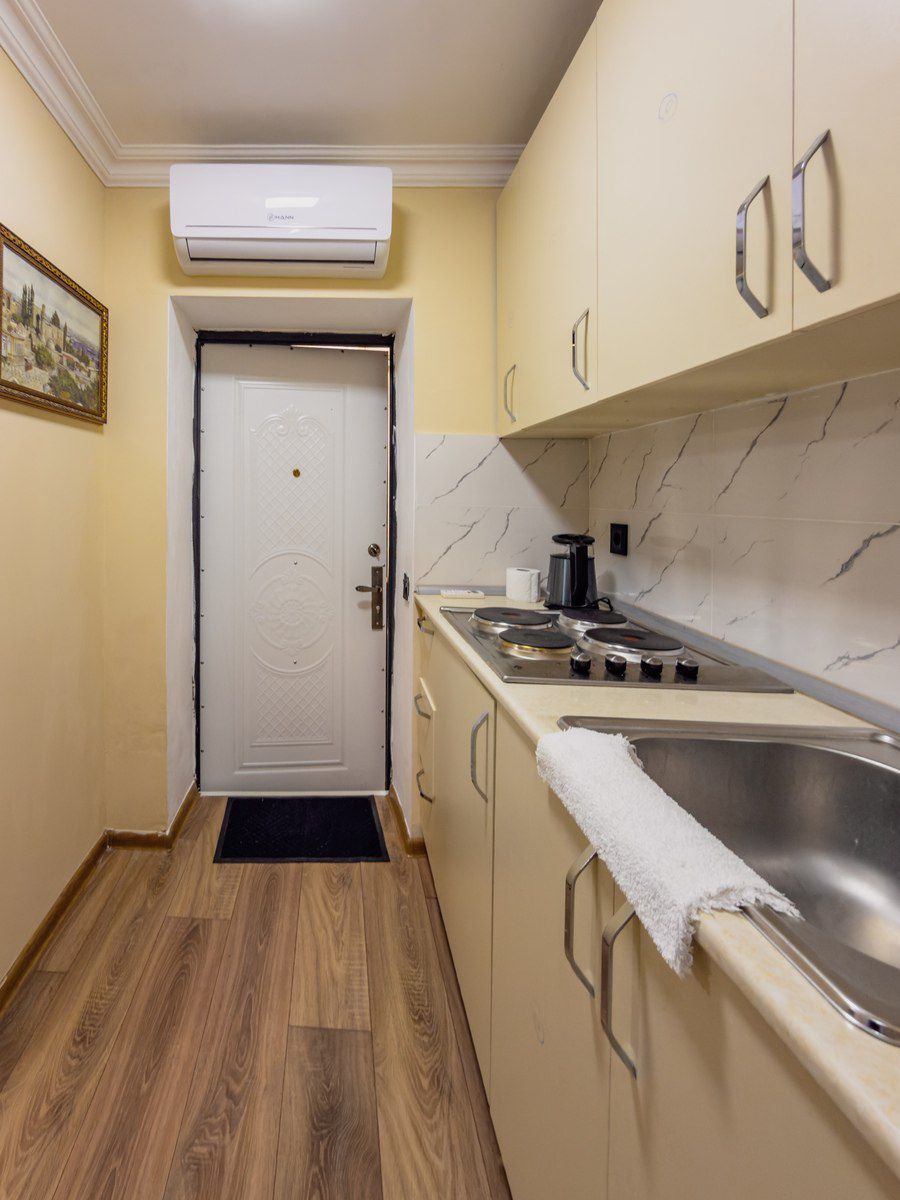 İcarəyə verilir 2 otaqlı köhnə tikili 35 m² — Mənzil, Bakı