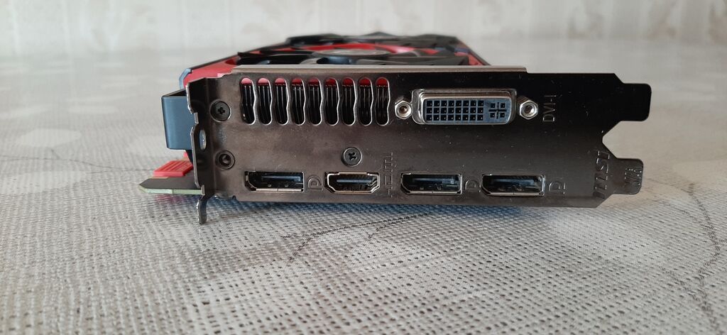 Videokart MSI GTX 980 4GB GDDR5 256bit Satdıqda CPU'lar və Ram'lar — Qrafik kartlar, Bakı (3)