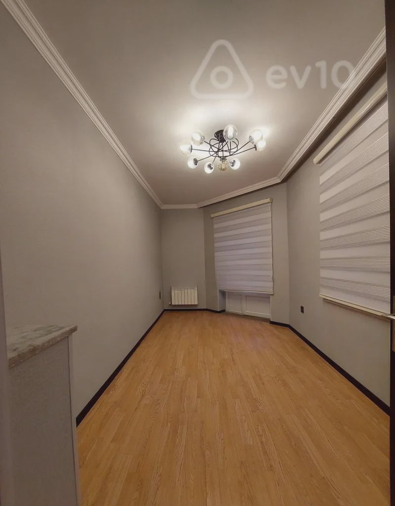For sale: 3-room apartment (old building), 67 m² — Mənzil, Bakı (11)