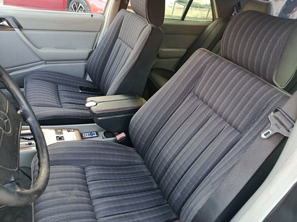 Mercedes 300 E, 3.0 L, 1988 il, 393 939 km — Avtomobillər, Sumqayıt (8)