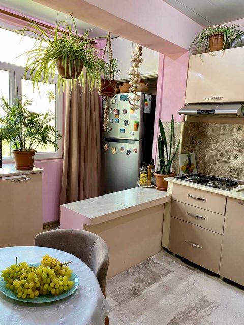 Satılır 1 otaqlı köhnə tikili 45 m² — Bakı