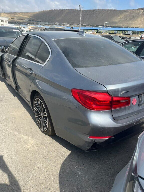 BMW 530, 2.0 L, 2017 il, 105 000 km — Avtomobillər, Bakı (3)