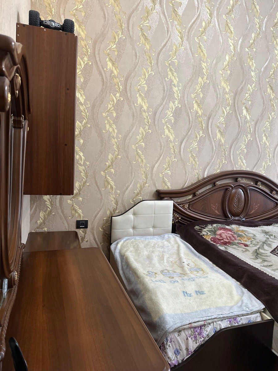 Satılır 4 otaqlı köhnə tikili 140 m² — Mənzil, Bakı (10)