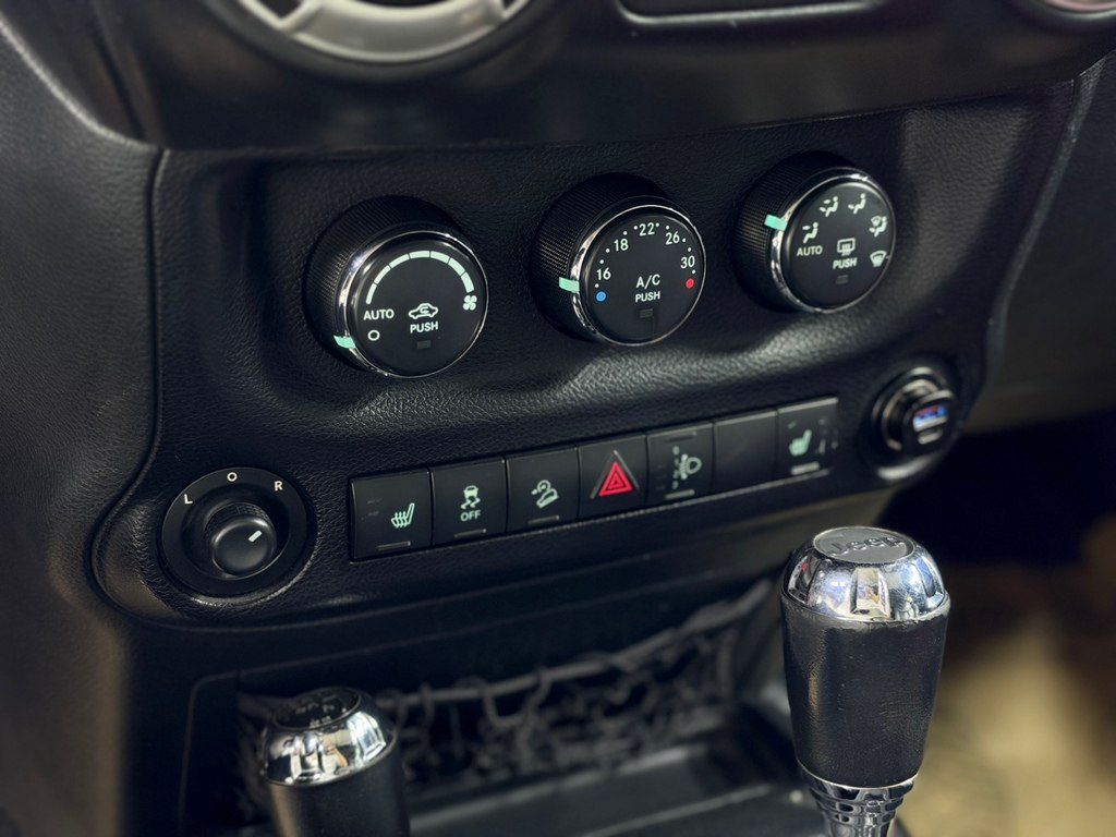 Jeep Wrangler, 3.6 L, 2014 il, 260 000 km — Avtomobillər, Bakı (8)