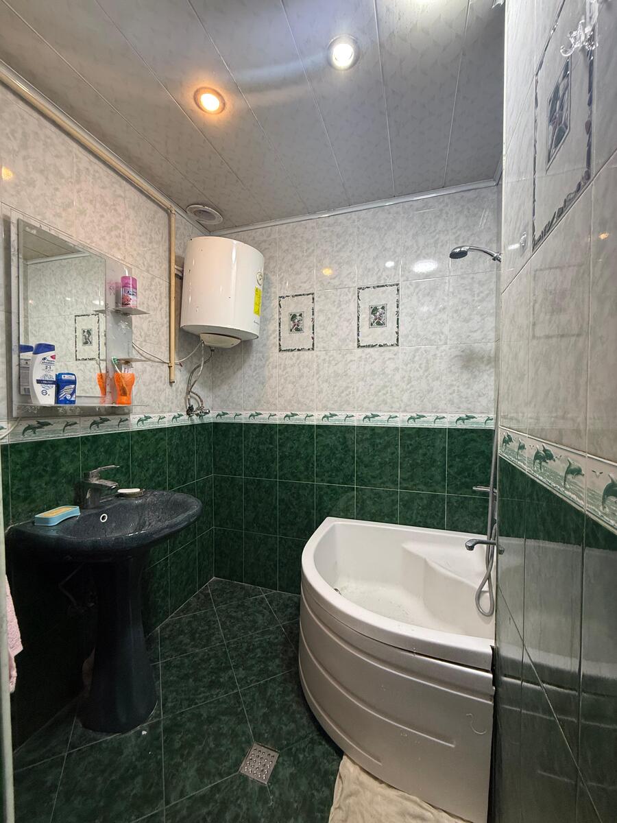 Satılır 2 otaqlı köhnə tikili 65 m² — Mənzil, Bakı (7)