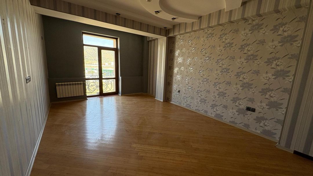 Satılır 3 otaqlı yeni tikili 130 m² — Mənzil, Bakı (6)