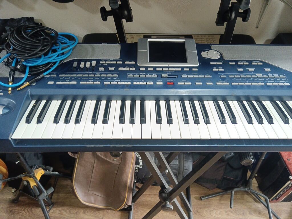 Korg pa 800 2 versiya — Pianino və digər klaviş alətləri, Bakı