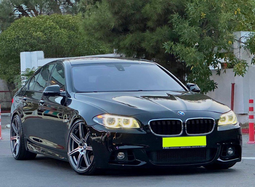 BMW 550, 4.4 L, 2014 il, 90 000 km — Avtomobillər, Bakı (2)
