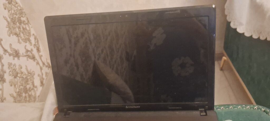 Lenovo noutbuk - Marka/model: Lenovo (qara korpus, parlaq qapaq) — Lenovo, Bakı (2)