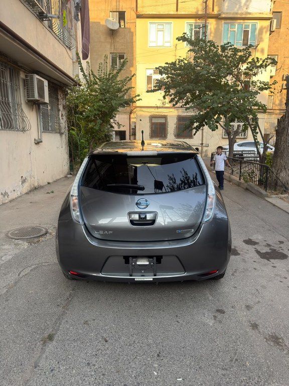 Nissan Leaf, 24 kWh, 2015 il, 39 500 km — Avtomobillər, Bakı (2)