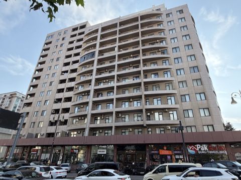 Satılır 3 otaqlı yeni tikili 136 m² — Bakı