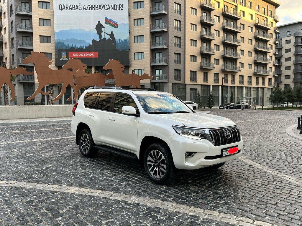 Toyota Land Cruiser Prado, 2.8 L, 2022 il, 70 000 km — Avtomobillər, Bakı (7)