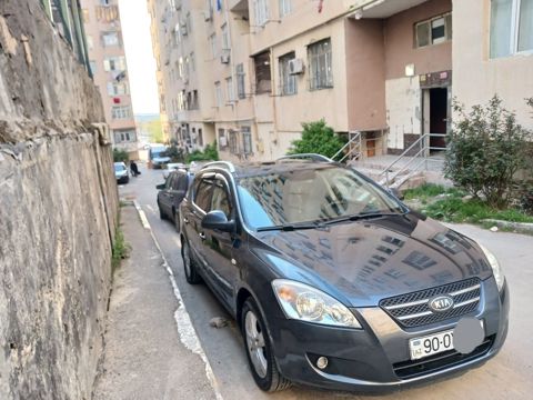 Kia Ceed SW, 1.6 L, 2008 il, 399 000 km — Bakı